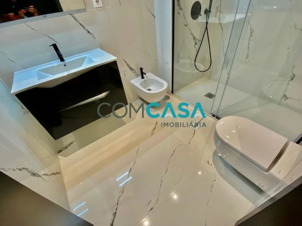 Apartamento T1 para Venda em Ramalde Foto 10