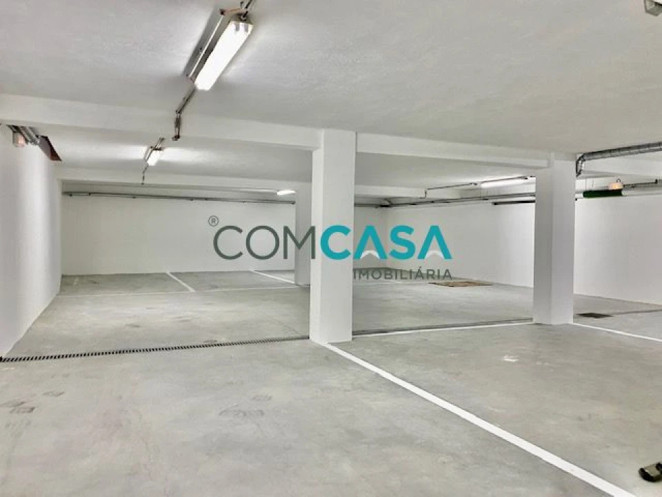 Apartamento T1 para Venda em Ramalde Foto 16