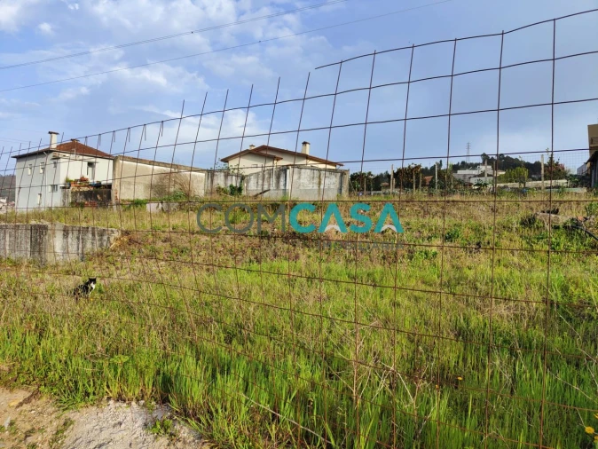 Terreno para Venda em Alfena Foto 2