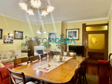 Apartamento T3 para Venda em Ramalde