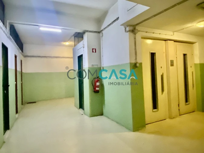 Apartamento T3 para Venda em Ramalde Foto 21