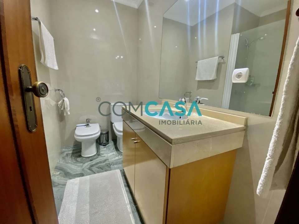 Apartamento T3 para Venda em Ramalde Foto 15
