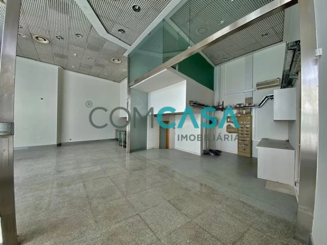 Loja para Arrendamento em Aldoar, Foz do Douro e Nevogilde Foto 9