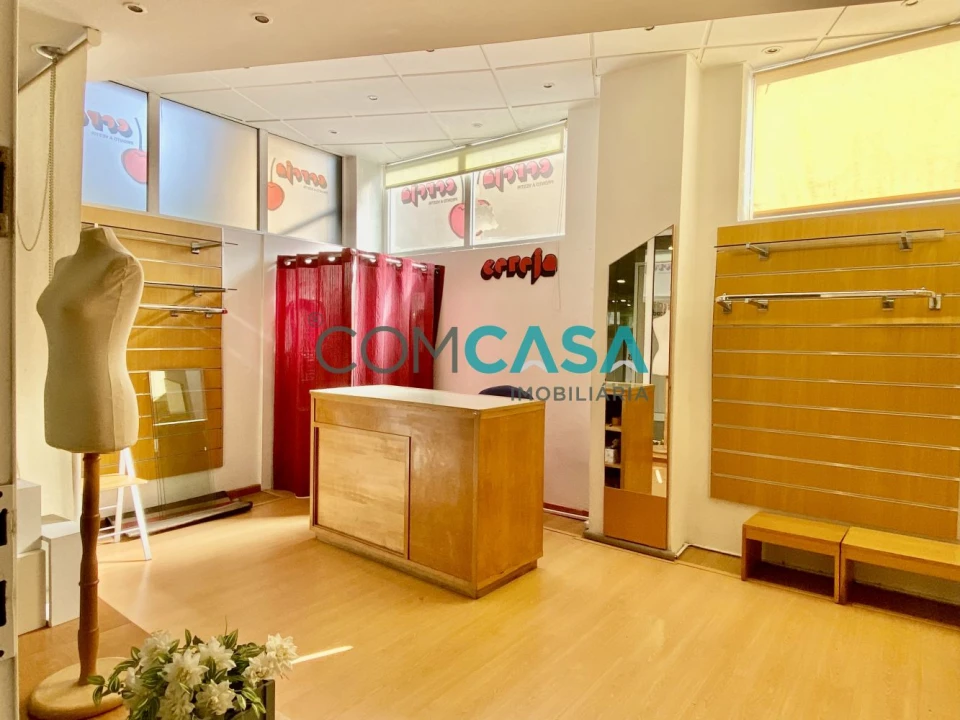 Loja para Venda em Baguim do Monte (Rio Tinto) Foto 23