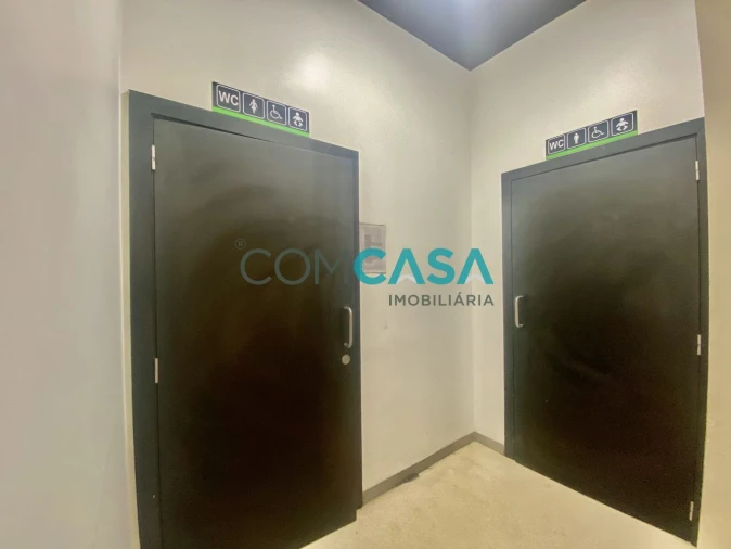 Loja para Arrendamento em São Mamede de Infesta e Senhora da Hora Foto 7