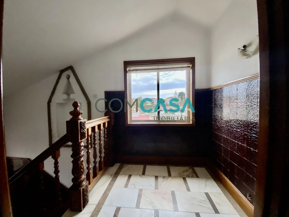 Loja para Venda em Gulpilhares e Valadares Foto 13