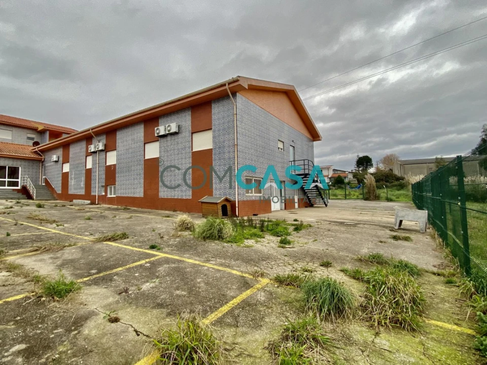 Loja para Venda em Gulpilhares e Valadares Foto 3