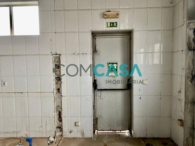 Loja para Arrendamento em Matosinhos e Leça da Palmeira Foto 4