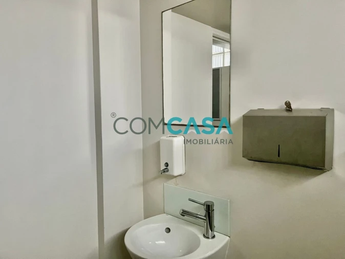 Loja para Arrendamento em Matosinhos e Leça da Palmeira Foto 7