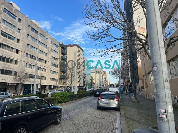 Loja para Arrendamento em Matosinhos e Leça da Palmeira Foto 10