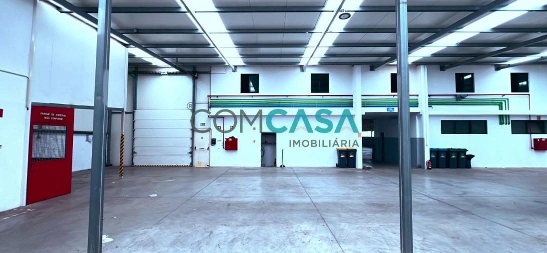 Loja para Venda em Canelas Foto 25