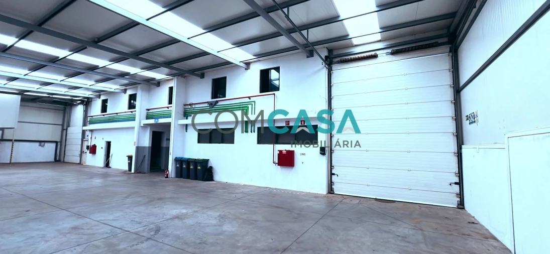 Loja para Venda em Canelas Foto 22