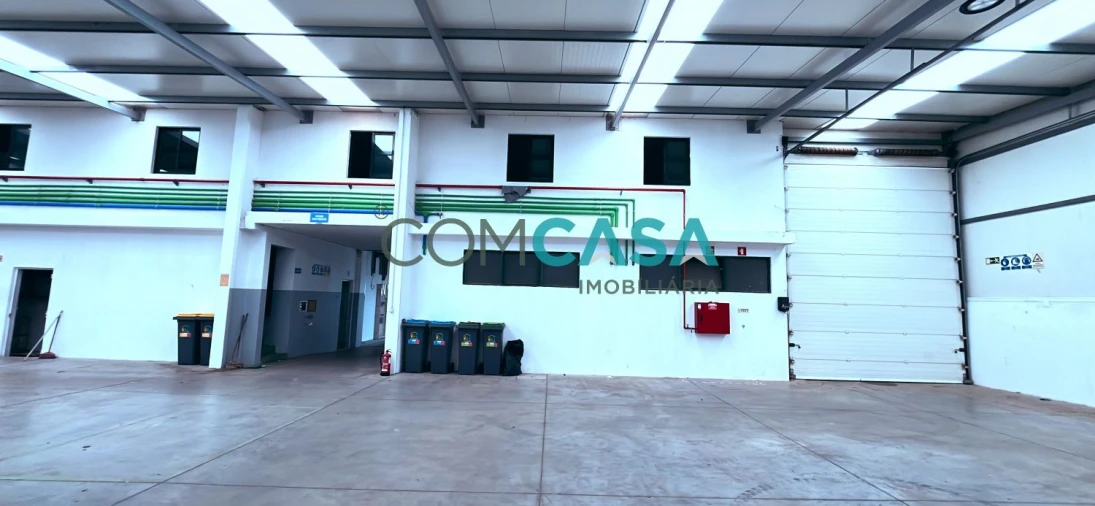 Loja para Venda em Canelas Foto 24