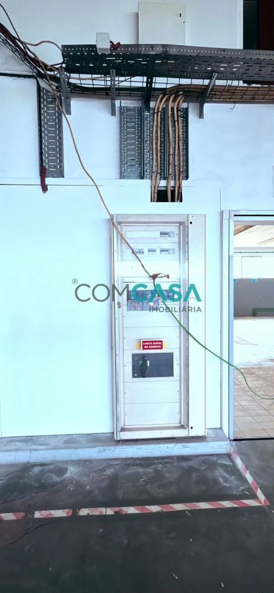 Loja para Venda em Canelas Foto 28