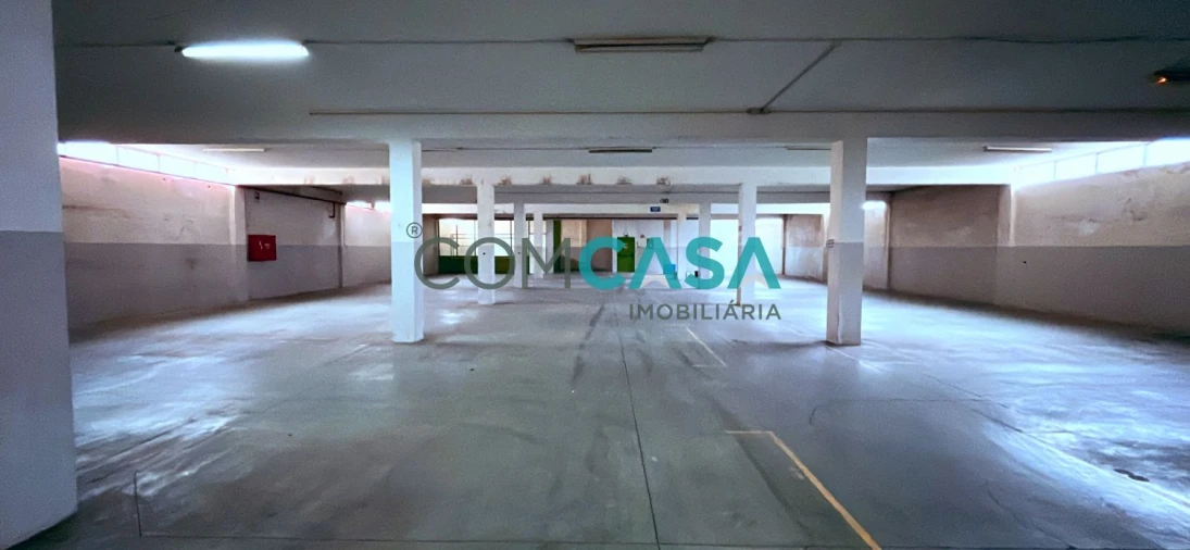 Loja para Venda em Canelas Foto 10