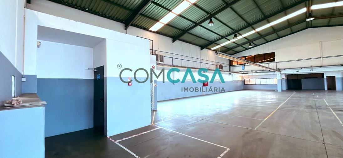 Loja para Venda em Canelas Foto 5