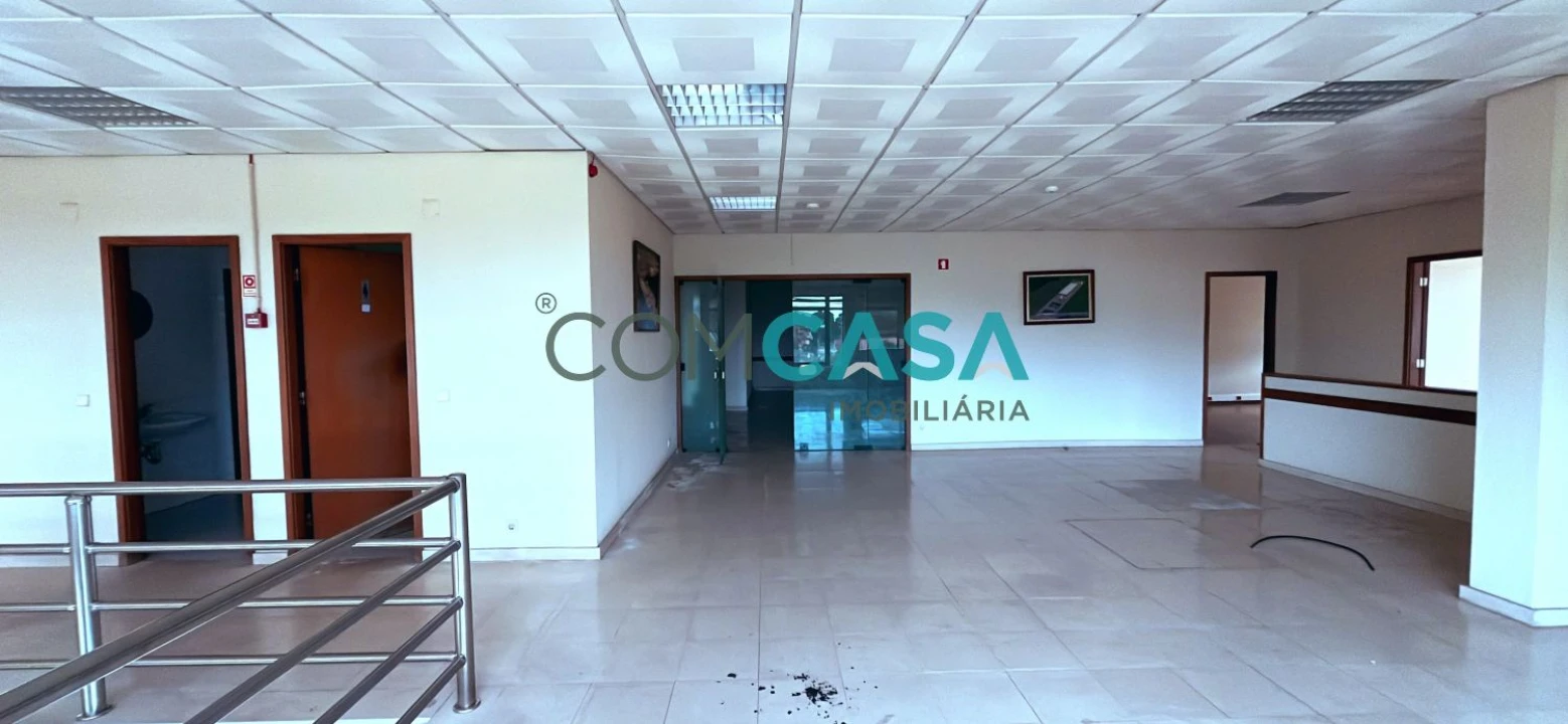 Loja para Venda em Canelas Foto 47