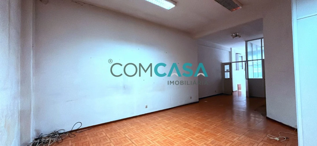 Loja para Arrendamento em Matosinhos e Leça da Palmeira Foto 12