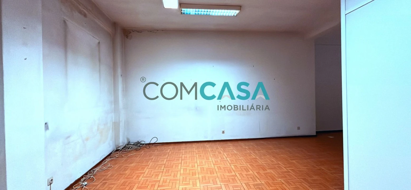 Loja para Arrendamento em Matosinhos e Leça da Palmeira Foto 8