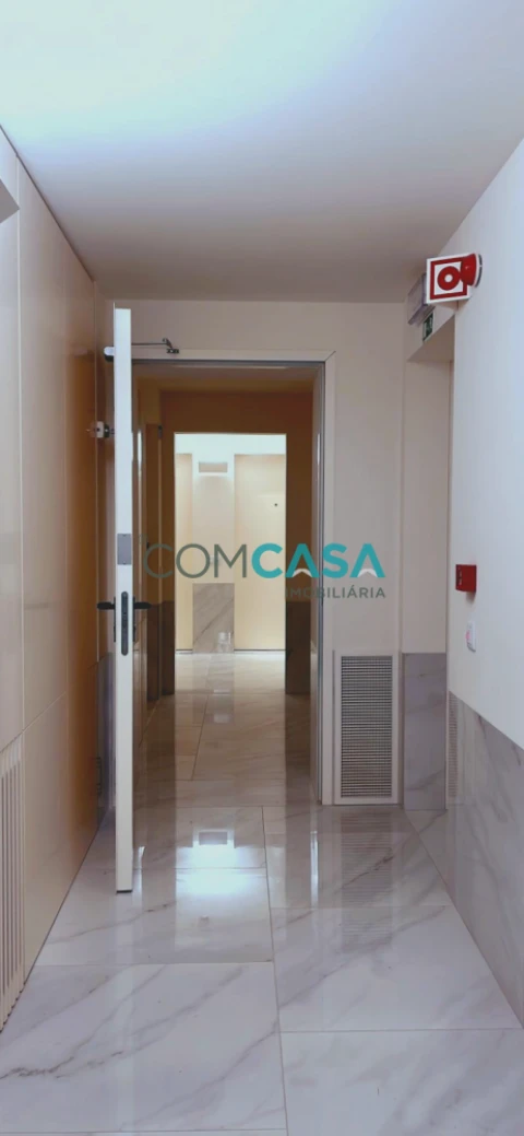 Apartamento T1 para Venda em Campanhã