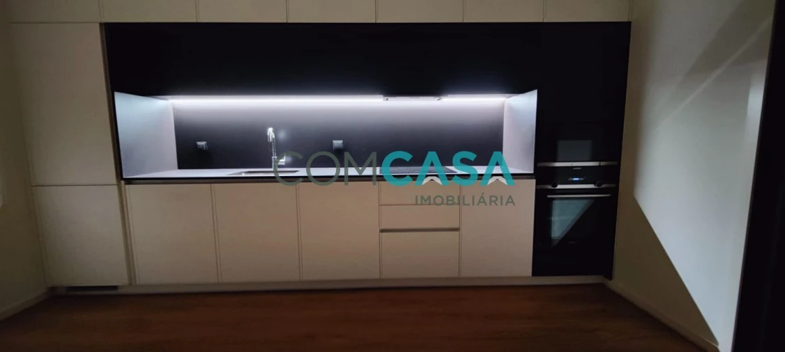 Apartamento T1 para Venda em Campanhã Foto 6