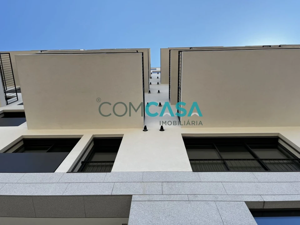 Apartamento T1 para Venda em Campanhã Foto 35