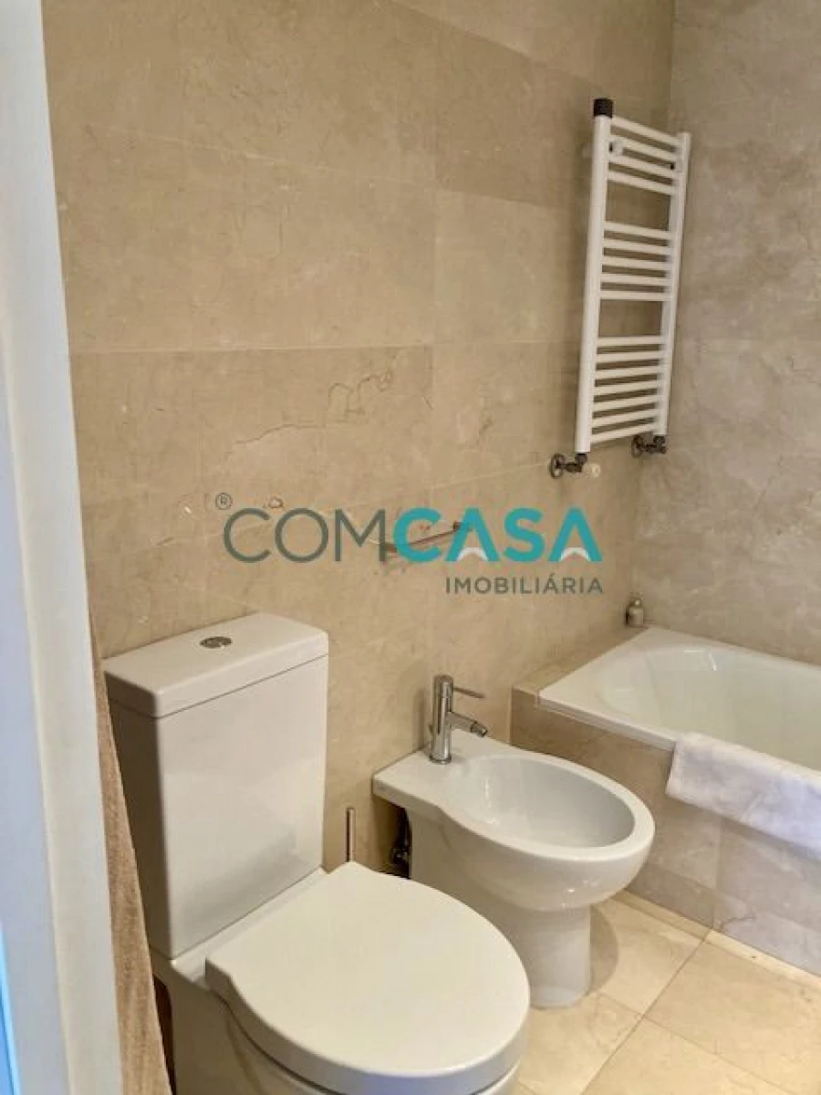 Apartamento T5 para Venda em Matosinhos e Leça da Palmeira Foto 44