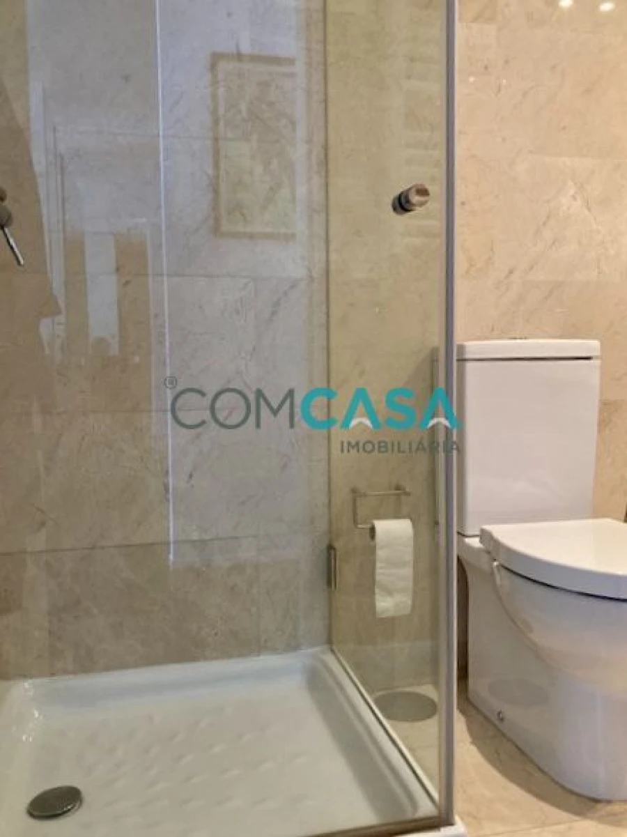 Apartamento T5 para Venda em Matosinhos e Leça da Palmeira Foto 31