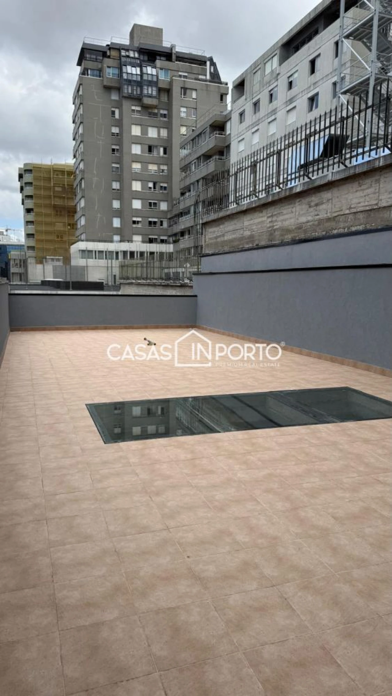 Loja para Arrendamento em Lordelo do Ouro e Massarelos Foto 8