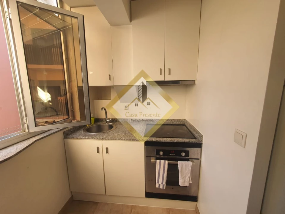 Apartamento T1 para Venda em Mafamude e Vilar do Paraíso Foto 8