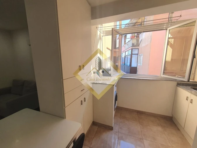 Apartamento T1 para Venda em Mafamude e Vilar do Paraíso Foto 7