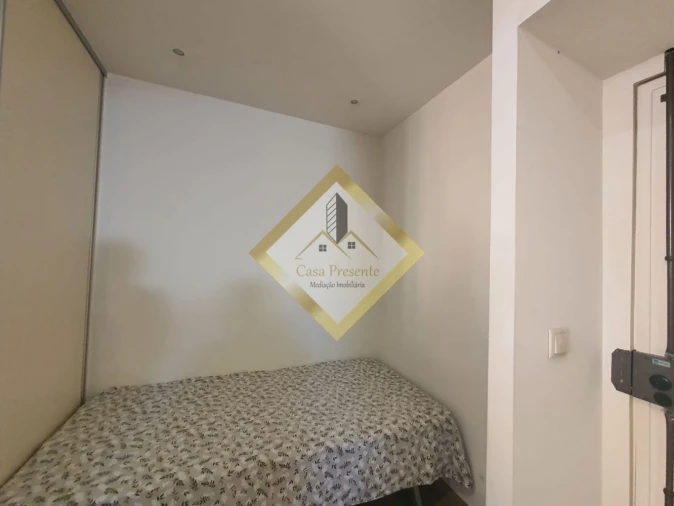 Apartamento T1 para Venda em Mafamude e Vilar do Paraíso Foto 9