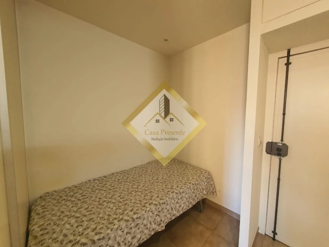 Apartamento T1 para Venda em Mafamude e Vilar do Paraíso Foto 11