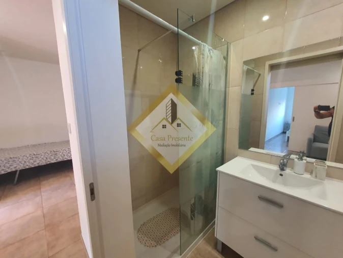 Apartamento T1 para Venda em Mafamude e Vilar do Paraíso Foto 15