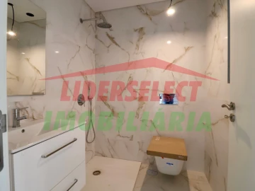 Moradia T3 para Venda em Silveira