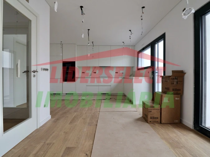 Moradia T3 para Venda em Silveira Foto 2