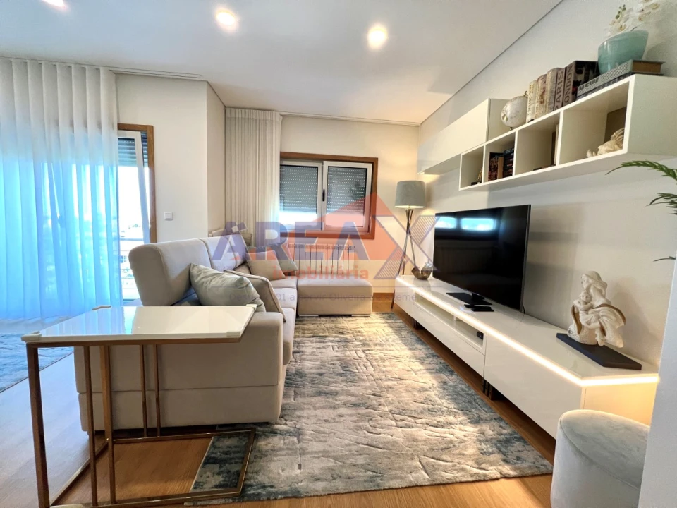 Apartamento T3 para Venda em Aradas Foto 1