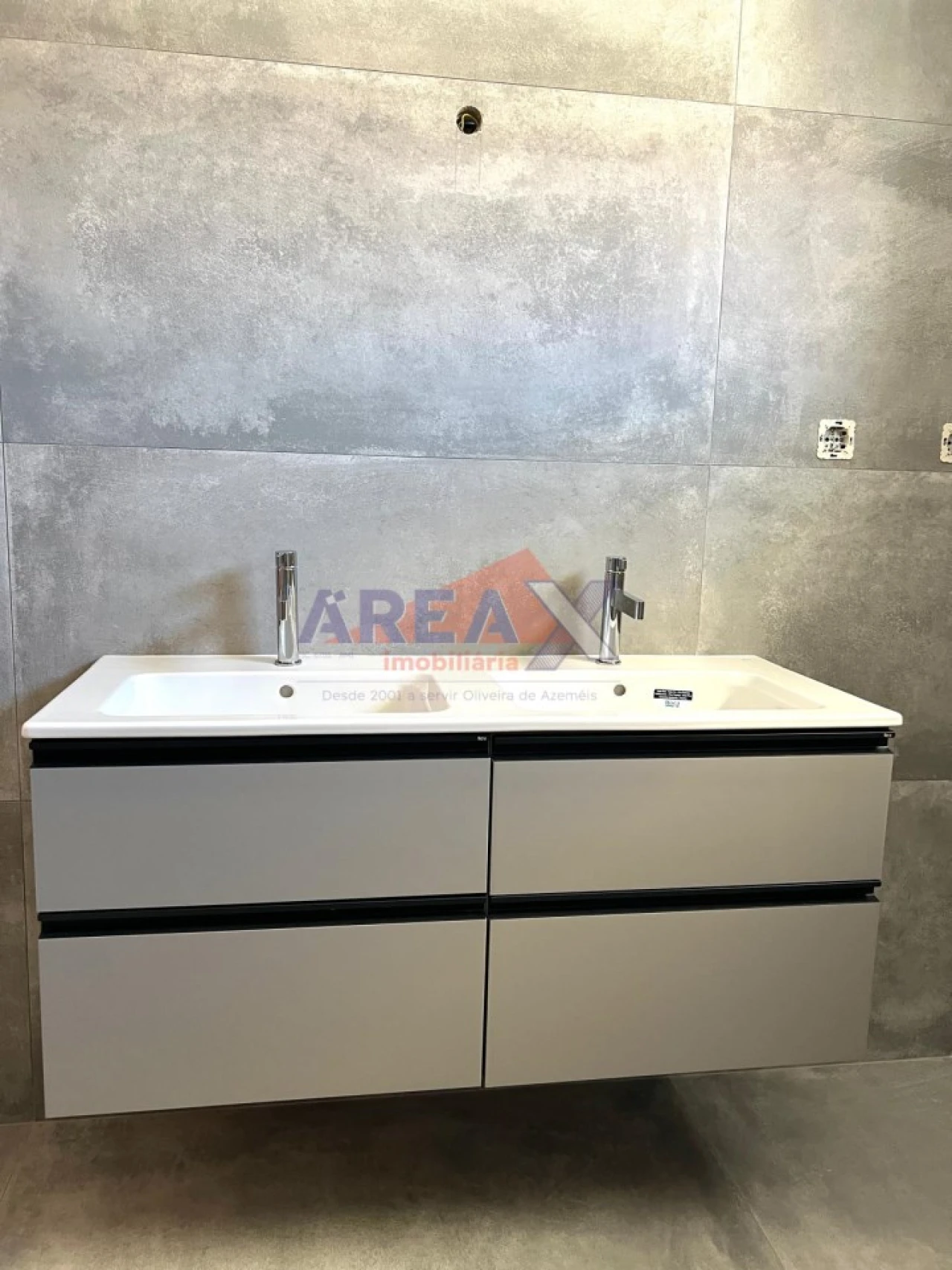 Moradia T3 para Venda em O. Azeméis, Riba-Ul, Ul, Macinhata Seixa, Madail Foto 20