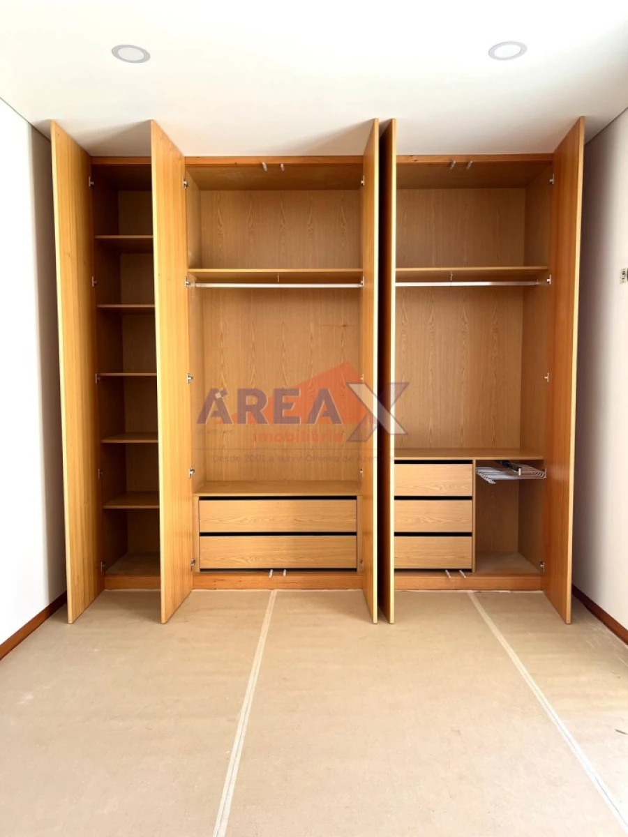 Moradia T3 para Venda em O. Azeméis, Riba-Ul, Ul, Macinhata Seixa, Madail Foto 15