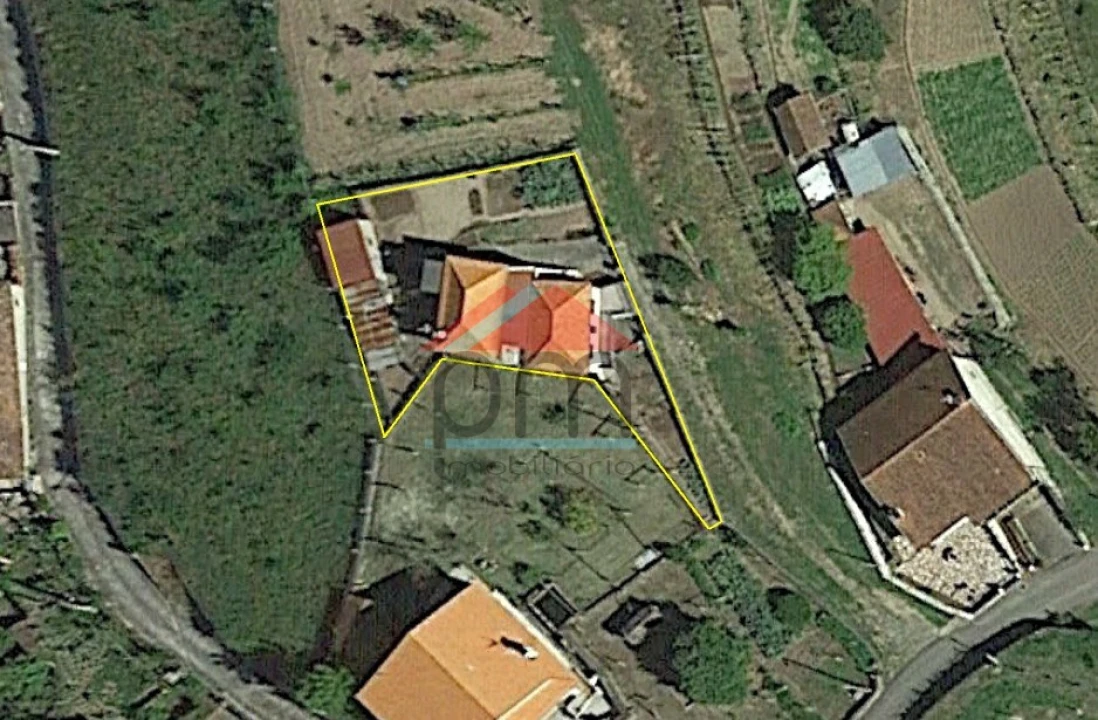 Moradia T2 para Venda em Vila e Roussas Foto 2