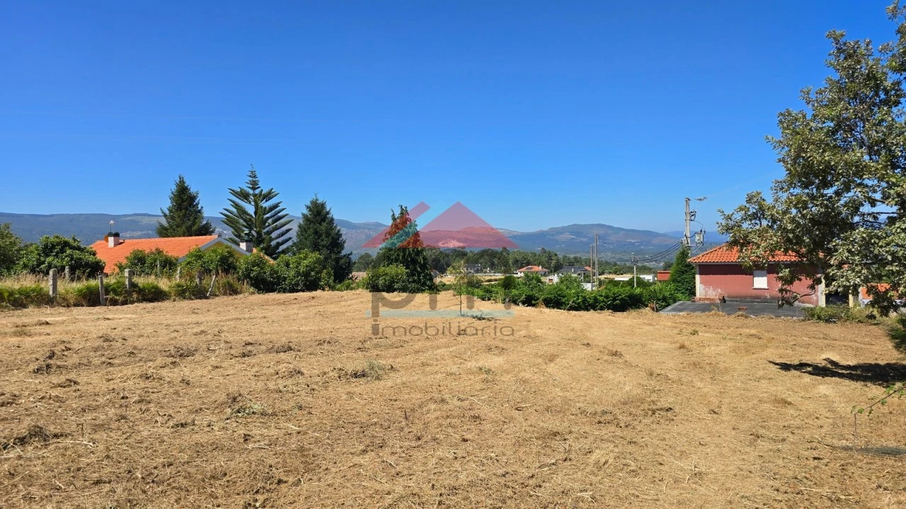 Terreno para Venda em Sago, Lordelo e Parada Foto 2