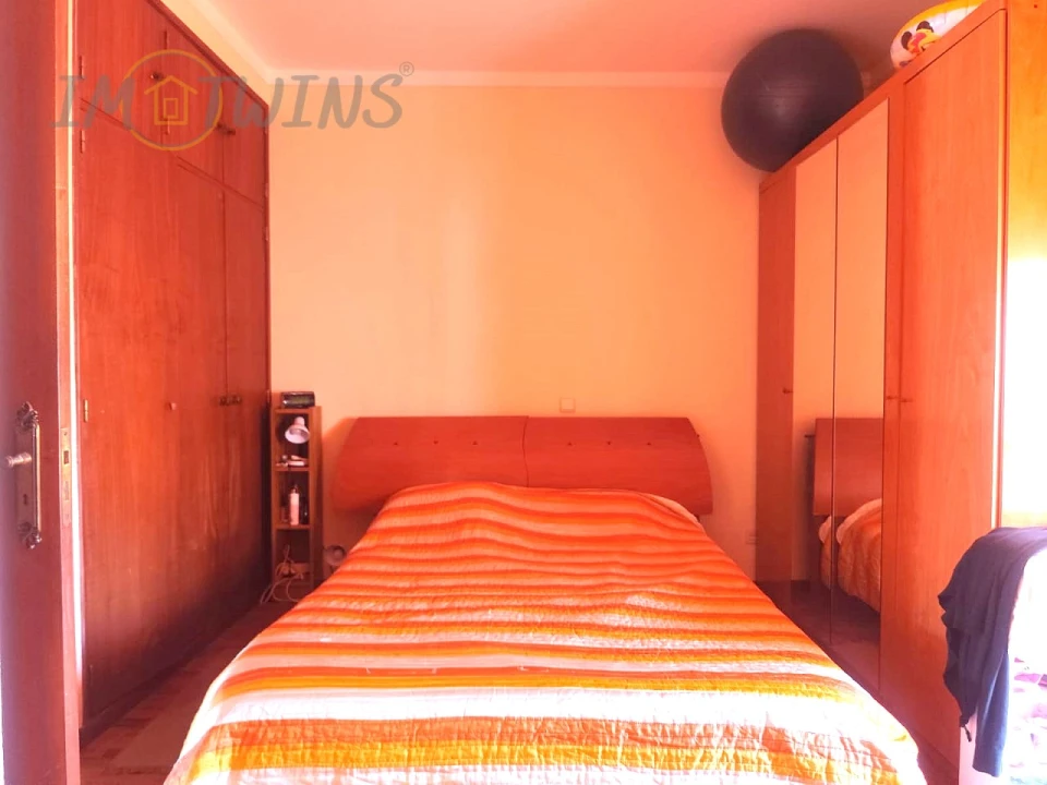 Apartamento T1 para Venda em Portimão Foto 11