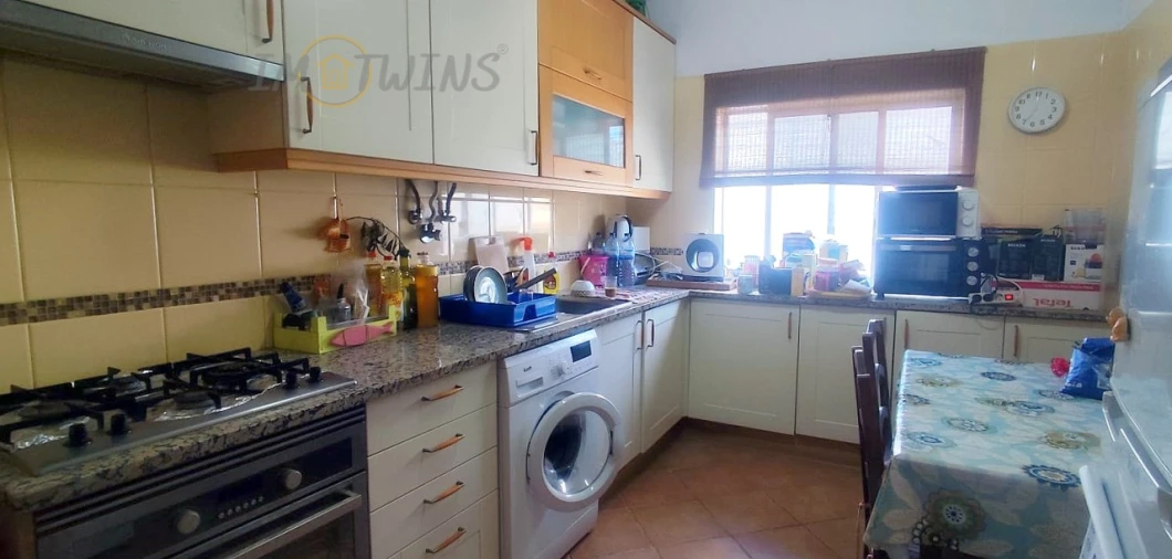 Apartamento T1 para Venda em Portimão Foto 6