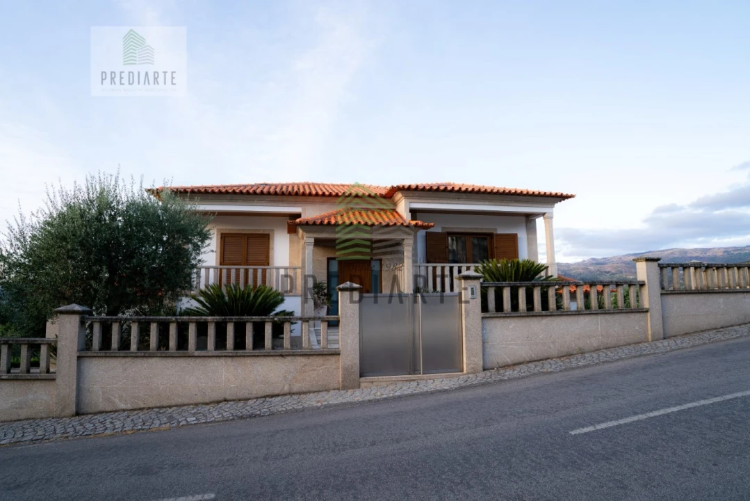 Moradia T3 para Venda em Marco Foto 1