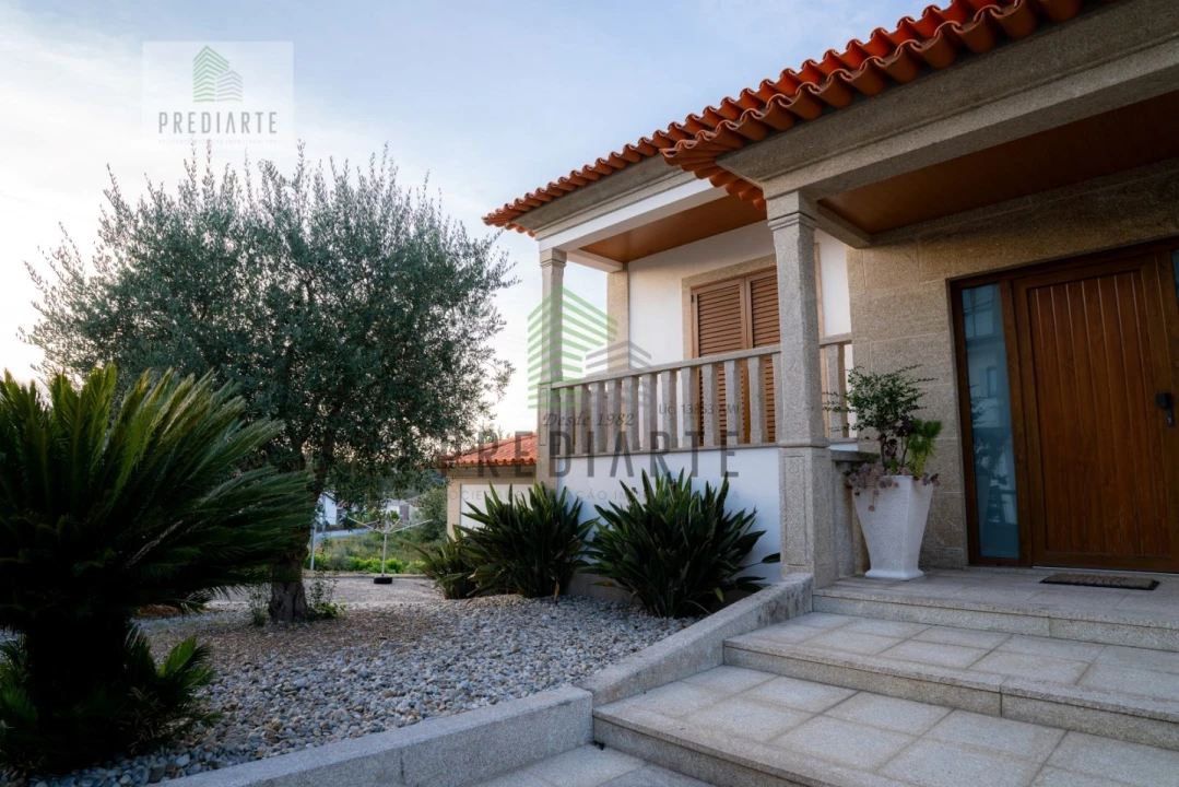 Moradia T3 para Venda em Marco Foto 6