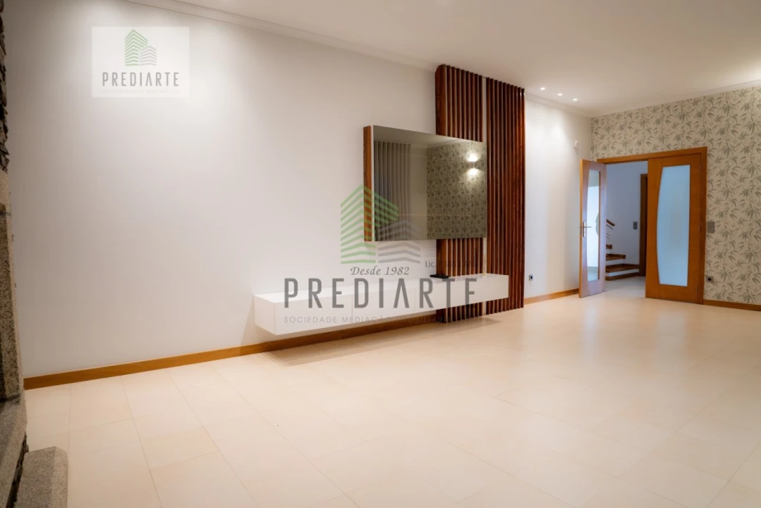 Moradia T3 para Venda em Marco Foto 33