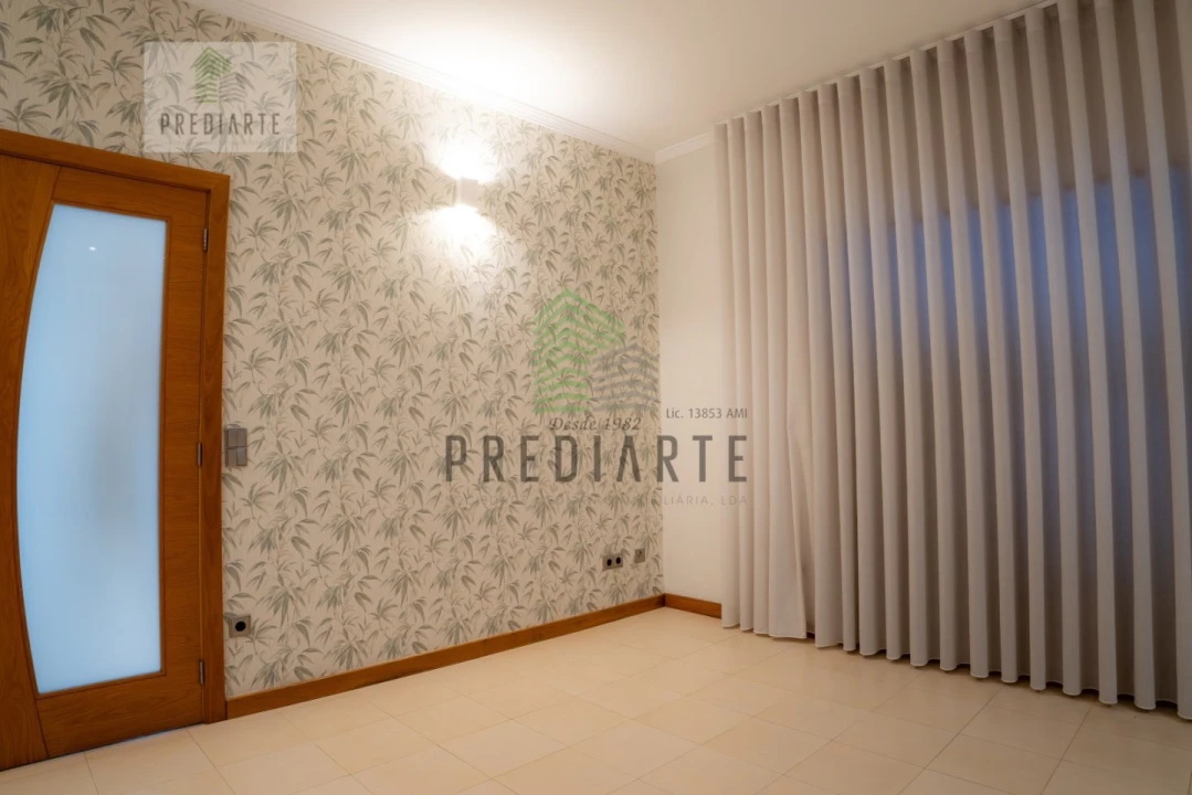 Moradia T3 para Venda em Marco Foto 37