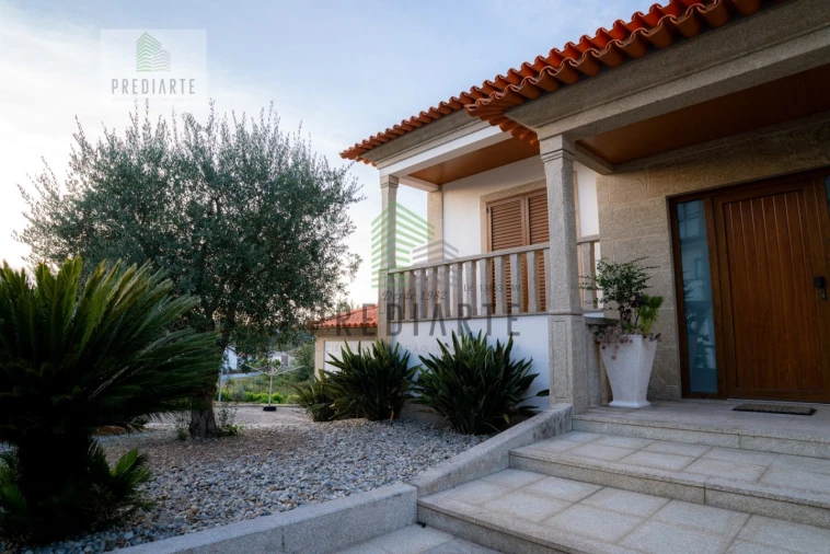 Moradia T3 para Venda em Marco Foto 6