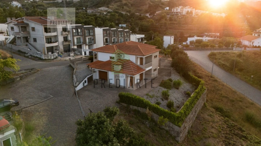 Moradia T3 para Venda em Marco Foto 22