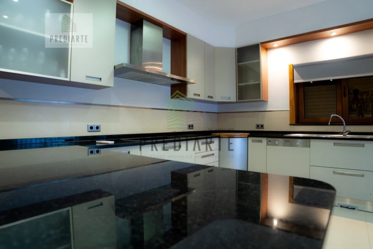 Moradia T3 para Venda em Marco Foto 40